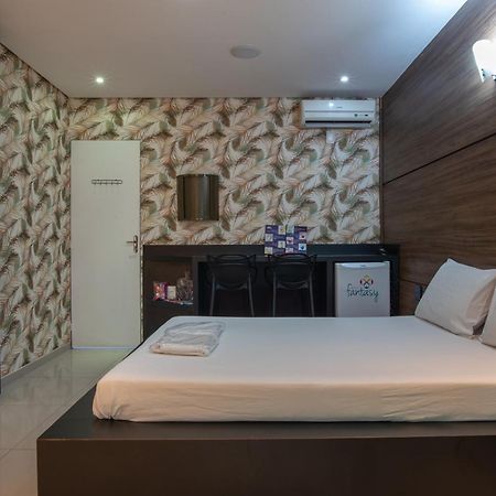 Motel Fantasy 3 (Adults Only) เบโลโอรีซอนชี ภายนอก รูปภาพ